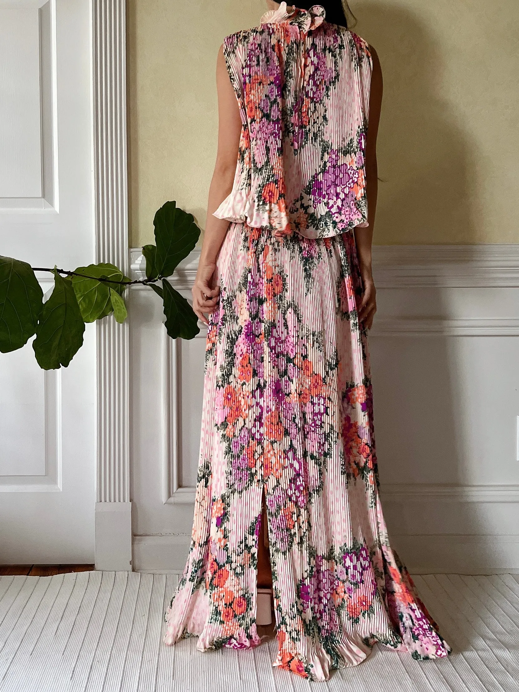 1960s 2-Piece Mushroom Pleated Ensemble - XS