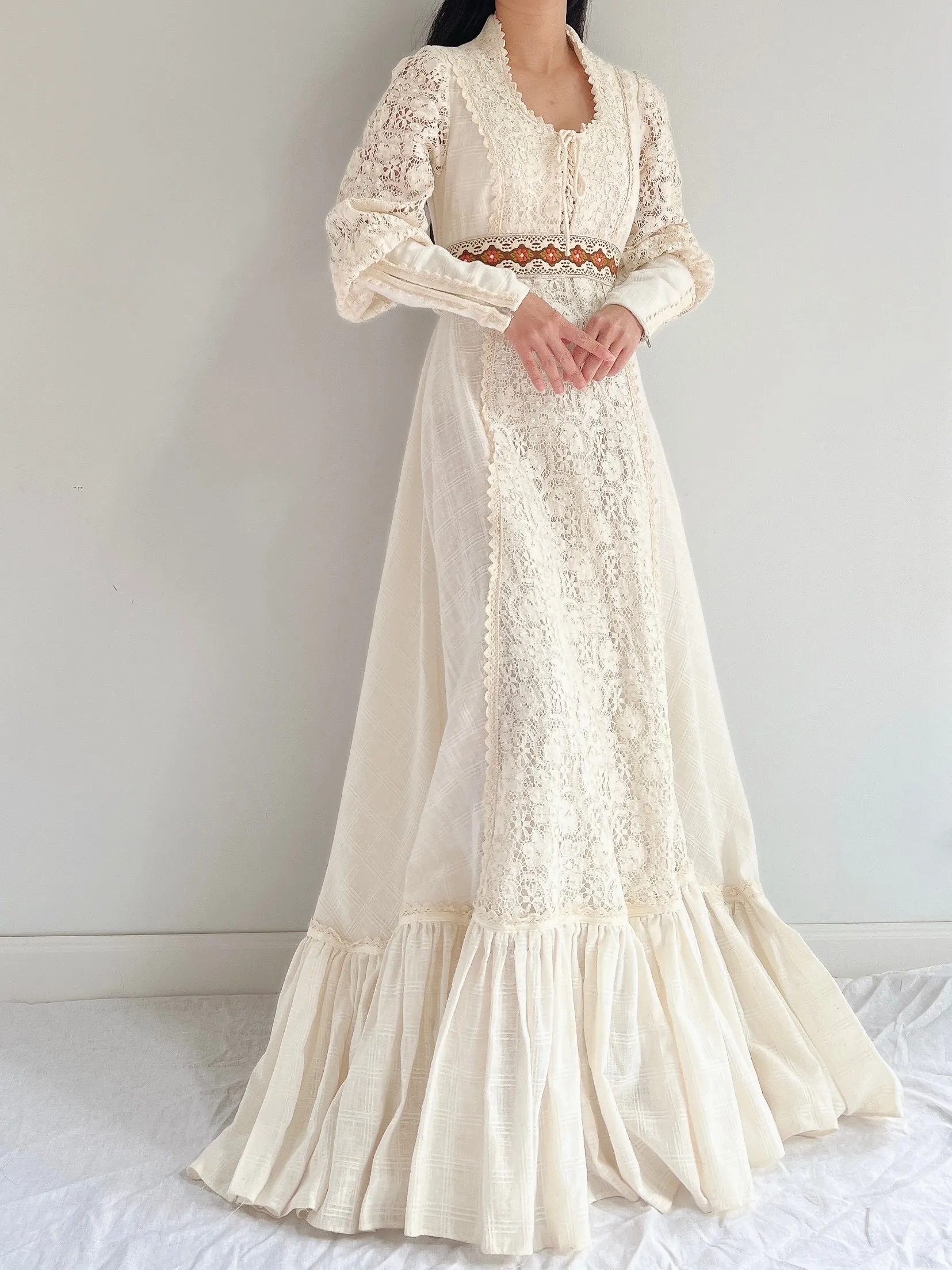 1970s Gunne Sax Juliet Sleeve Dress - S-M