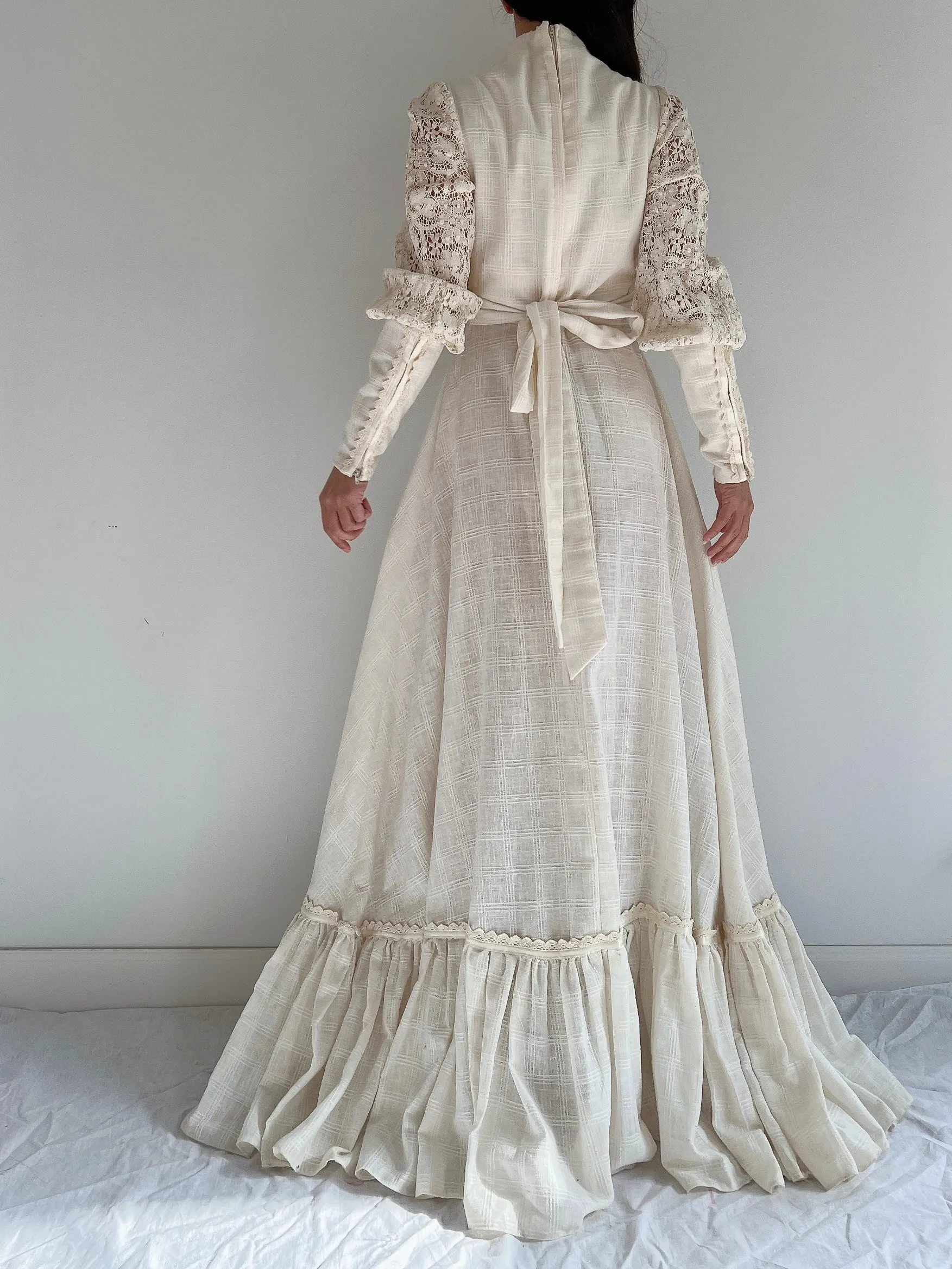 1970s Gunne Sax Juliet Sleeve Dress - S-M