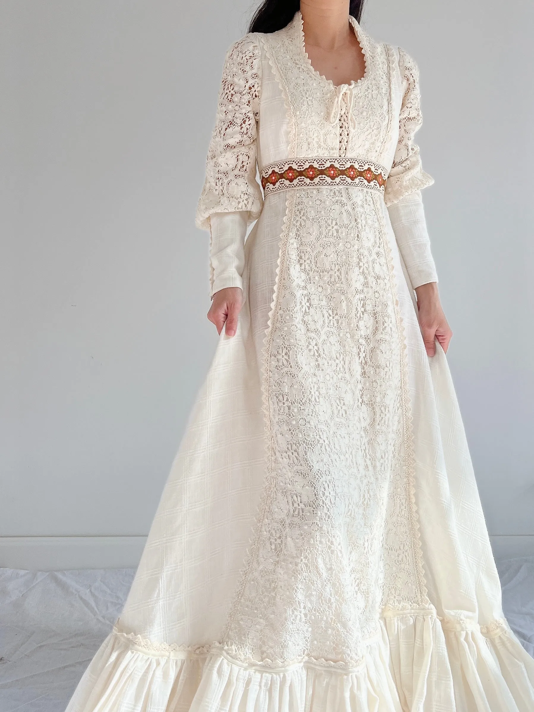 1970s Gunne Sax Juliet Sleeve Dress - S-M