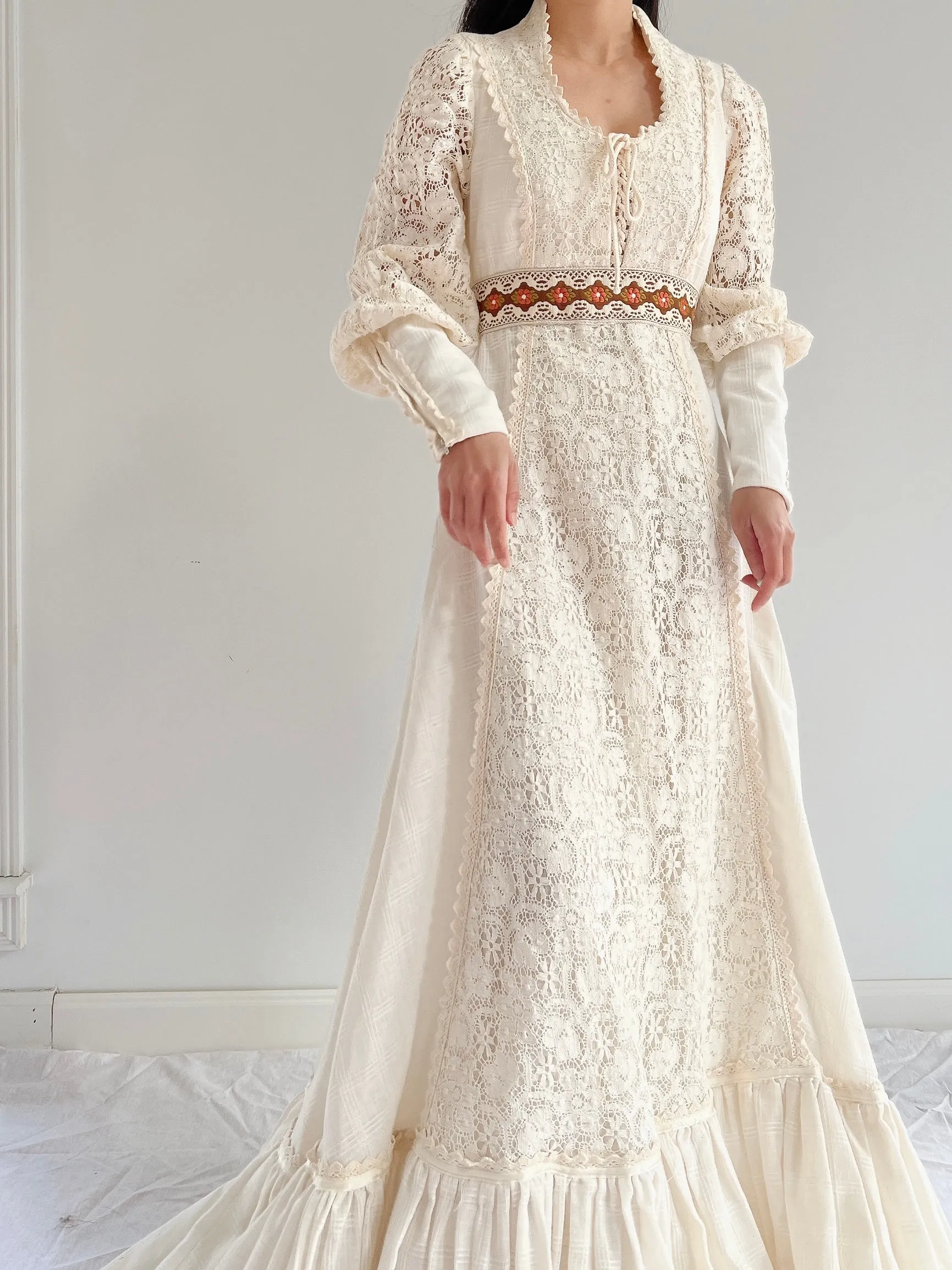1970s Gunne Sax Juliet Sleeve Dress - S-M