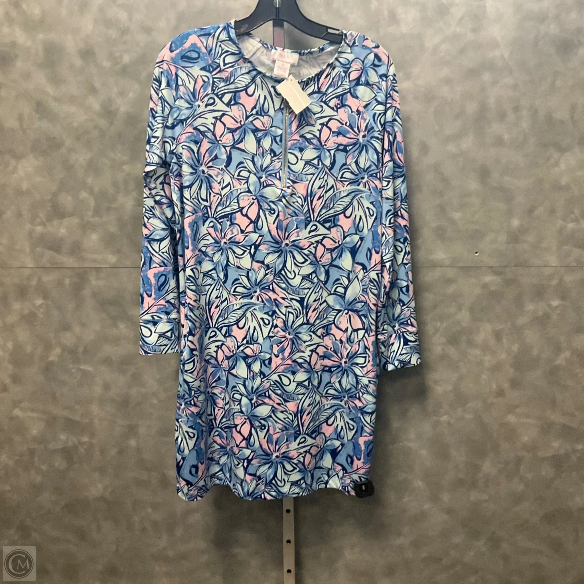 Dress Casual Short By Cmc In Blue & Pink, Size: S