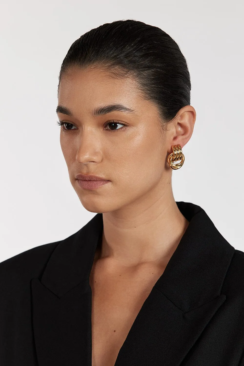 HEAVEN MAYHEM MINI KNOT GOLD EARRING