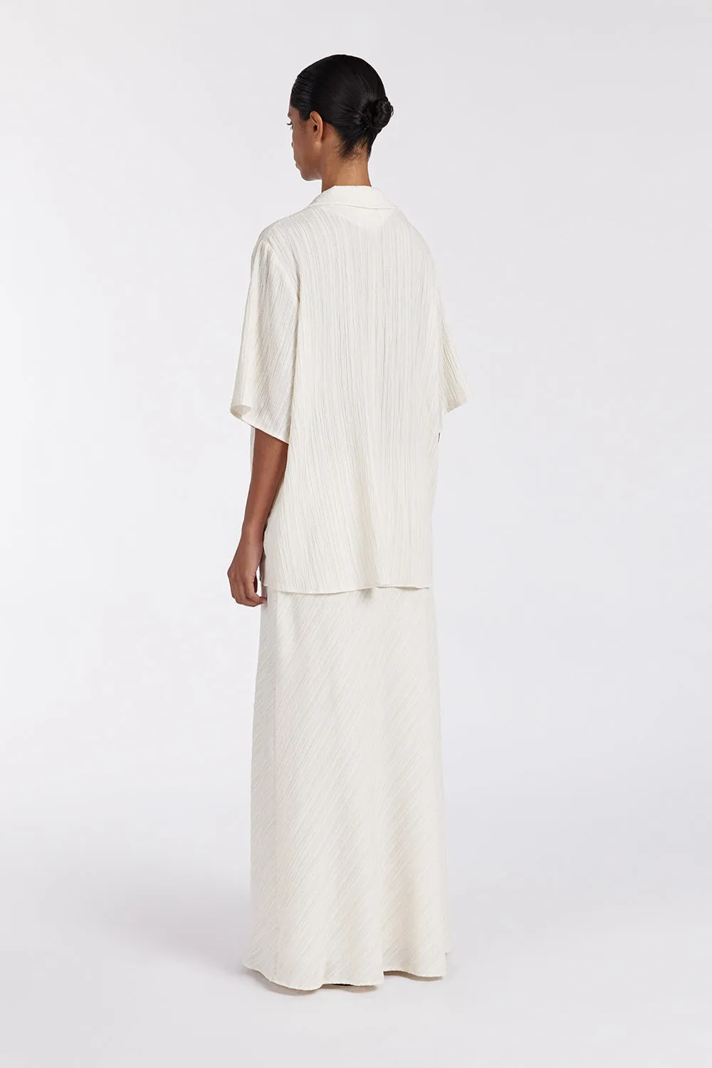 LOZ CREAM SHORT SLEEVE SHIRT