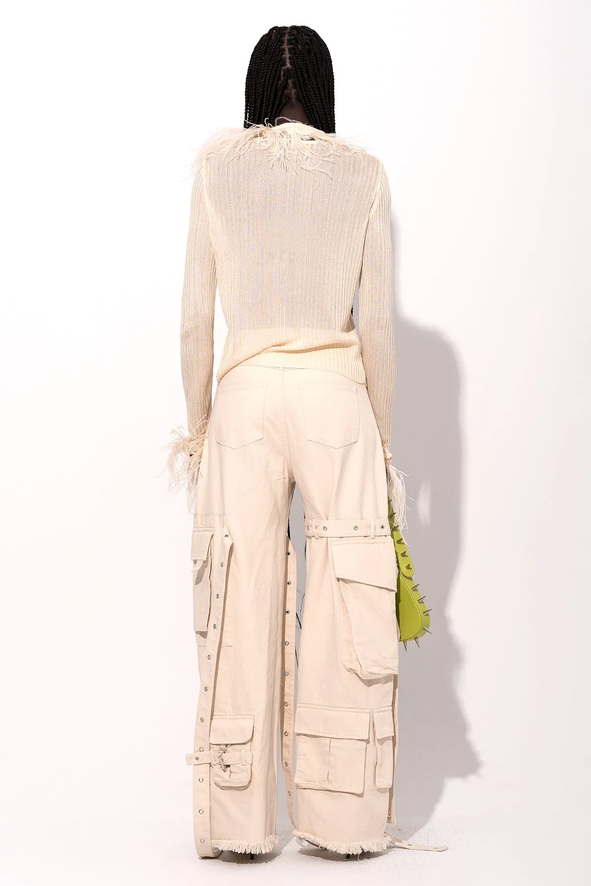 OFF-WHITE VISCOSE KNITTED TOP WITH FEATHERS