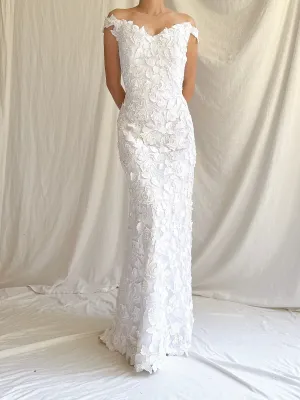 RESERVED 1990s 3D Roses Off-the-Shoulder Gown - S