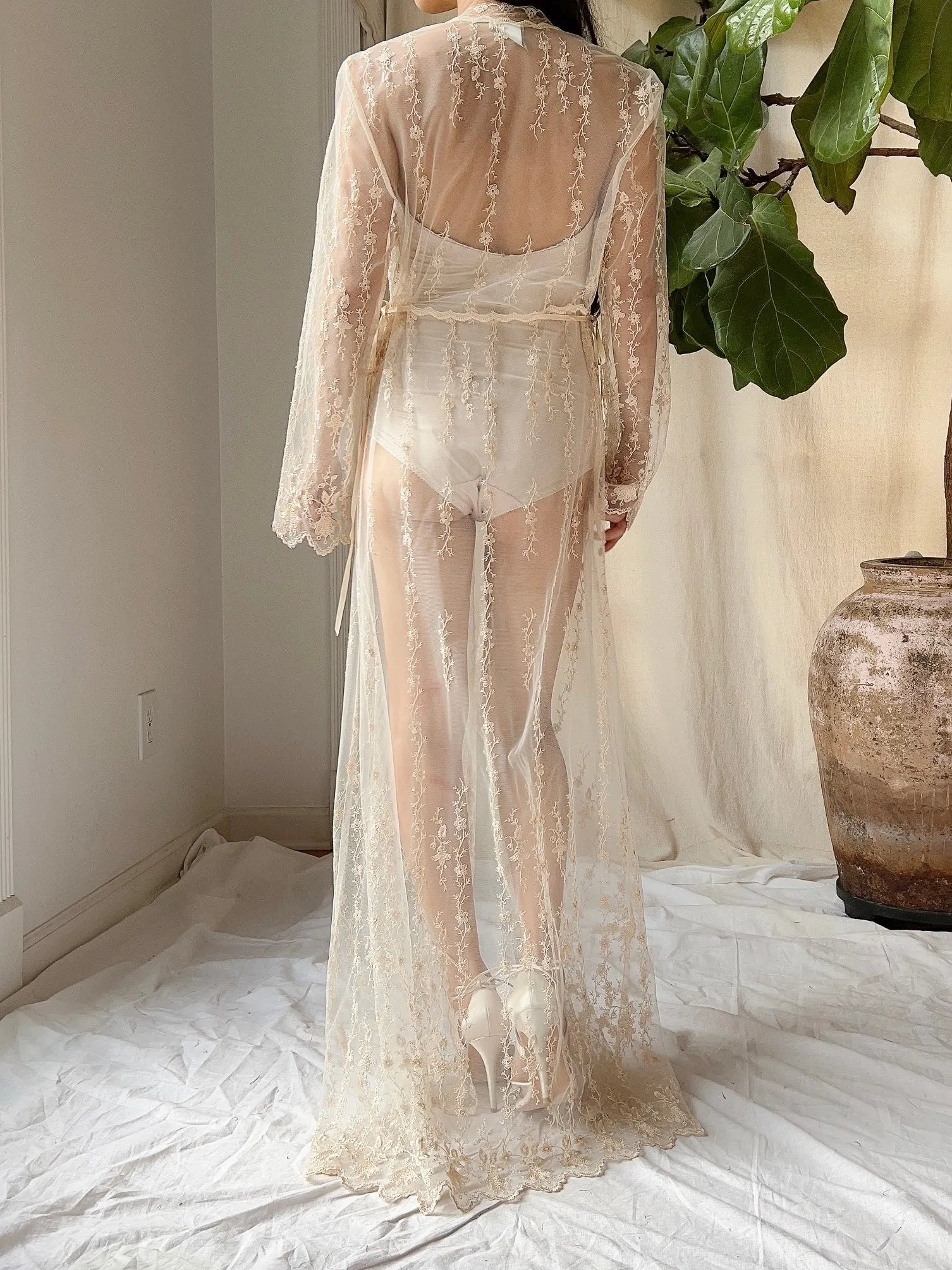 Vintage Ecru Tulle Dressing Gown - S-M