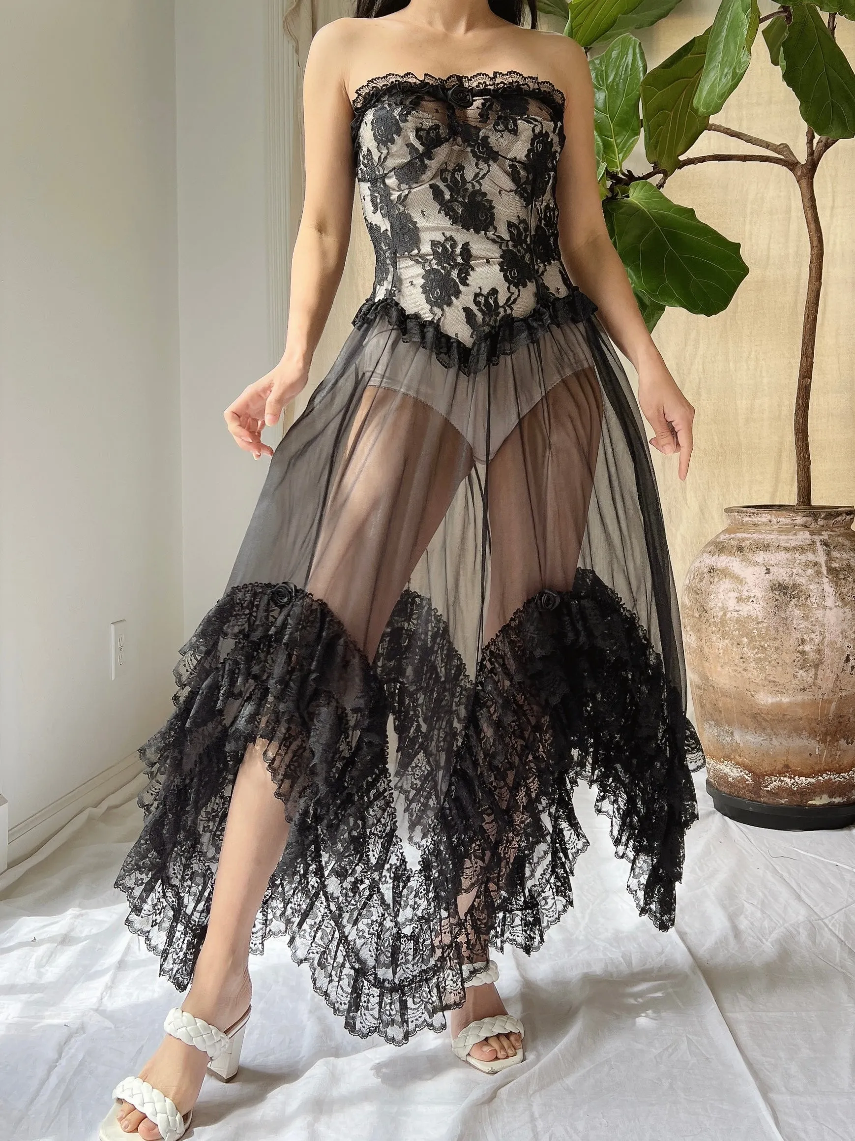 Vintage Strapless Ruffle Negligee - L