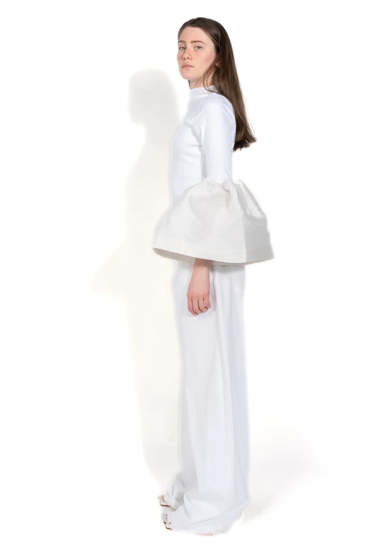 WHITE TURTLENECK PUFF SLEEVE TOP
